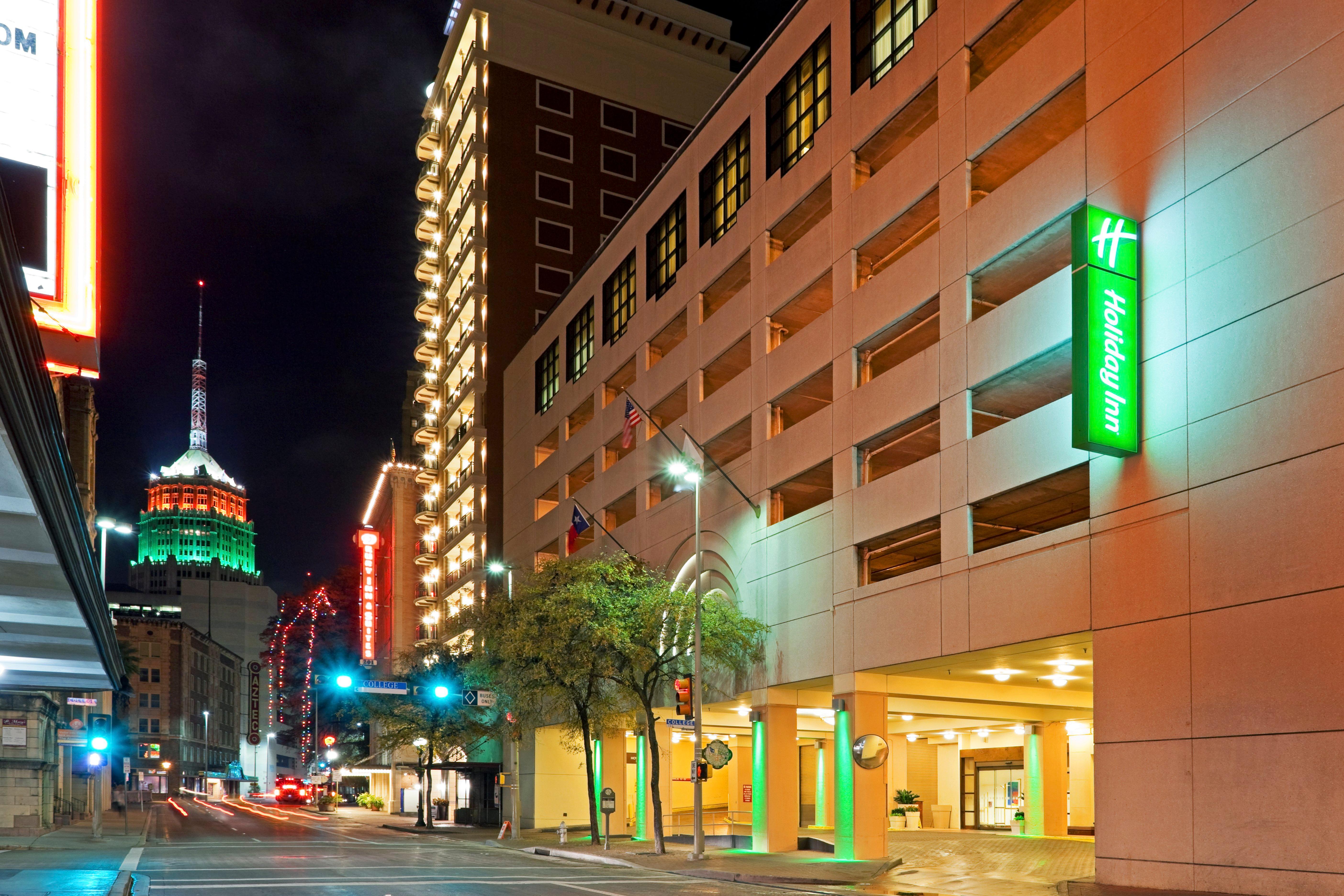 Holiday Inn San Antonio-Riverwalk, An Ihg Hotel Exterior photo